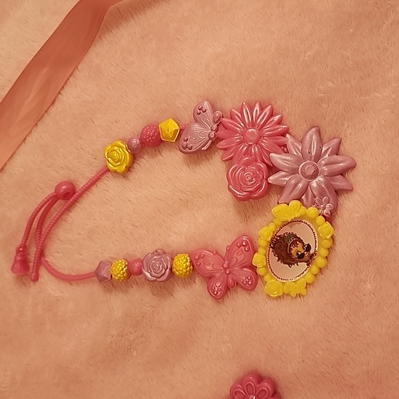 Fancy Nancy Dress-Up Set - Picture 6 of 10